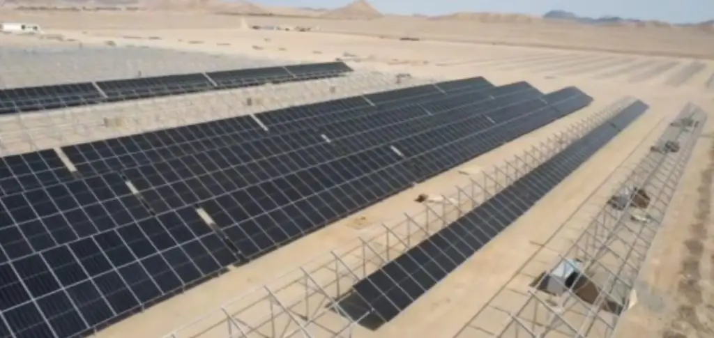 آزمایشگاه خاک نیروگاه های خورشیدی